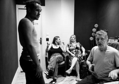 Clément Doche, Tayane, Zoé Gilbert et Jean-Pierre Sluys en studio. Dig Studio, Paris, France.